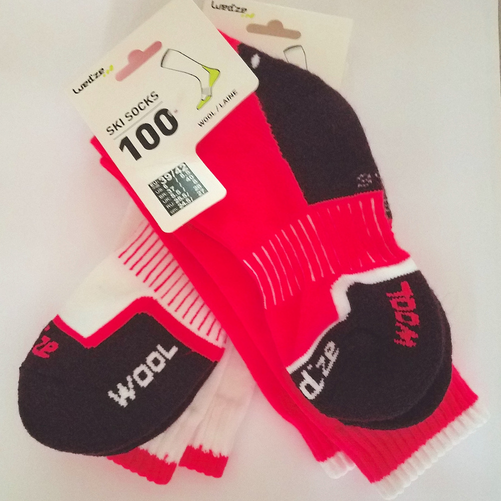 2 Pairs of Ski Socks Brand new with Tag wool